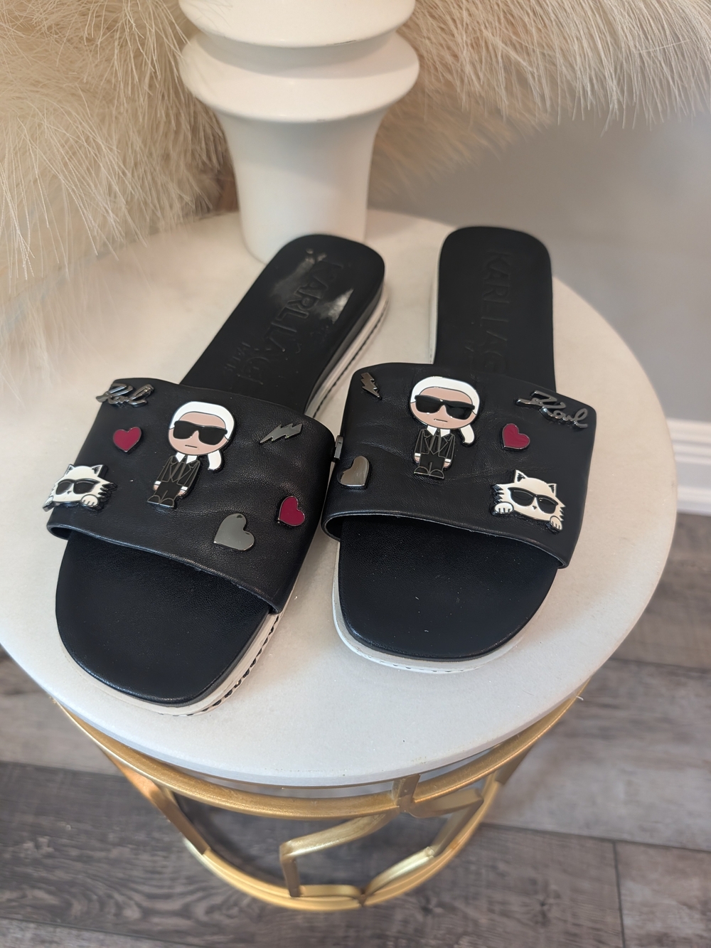 Karl Lagerfeld Black Slide Sandals with Enamel Charms Sz 9